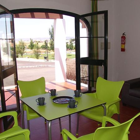 Camping La Sierrecilla Humilladero Εξωτερικό φωτογραφία